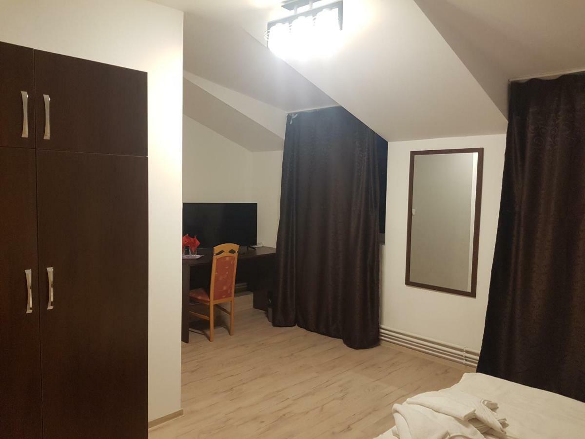 Casa Lions Hotel Timişoara Eksteriør billede